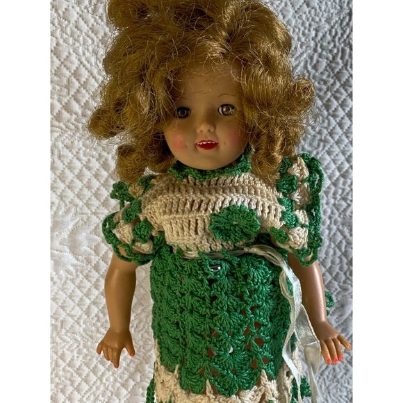 Vintage Shirley Temple Doll with Green & Ivory hand crocheted dress - Picture 2 of 11